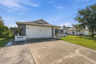 9520 Glen Moor Ln, Port Richey, FL 34668 - Photo 2