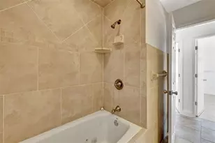 2851 Hardee Dr, Sarasota, FL 34231 - Photo 22