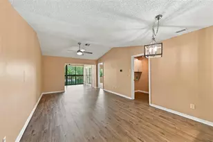 3165 Landmark Dr, Clearwater, FL 33761 - Photo 16
