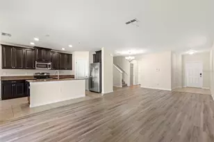 2719 Garden Falls Dr, Brandon, FL 33511 - Photo 10