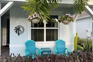 2707 River Creek Ln, Saint Cloud, FL 34771 - Photo 2