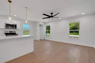 221 Bel Forest Dr, Belleair Bluffs, FL 33770 - Photo 10