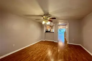 8710 Sheldon Creek Blvd, Tampa, FL 33615 - Photo 6