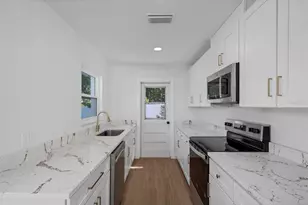 233 Bel Forest Dr, Belleair Bluffs, FL 33770 - Photo 20