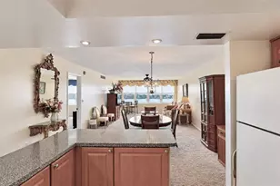 5200 Brittany Dr S, Saint Petersburg, FL 33715 - Photo 10