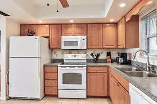 5200 Brittany Dr S, Saint Petersburg, FL 33715 - Photo 6