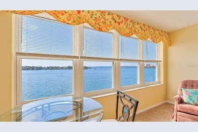5200 Brittany Drive S #606, Saint Petersburg, FL 33715 - Photo 2