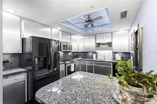 1 Beach Dr SE, Saint Petersburg, FL 33701 - Photo 20