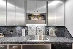 1 Beach Dr SE, Saint Petersburg, FL 33701 - Photo 22