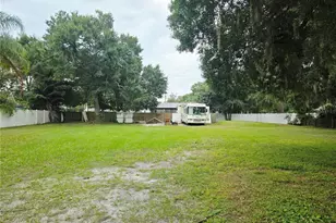 3119 W Lambright St, Tampa, FL 33614 - Photo 24