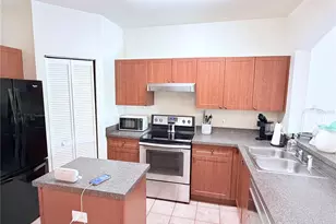 2138 Chianti Pl, Palm Harbor, FL 34683 - Photo 4