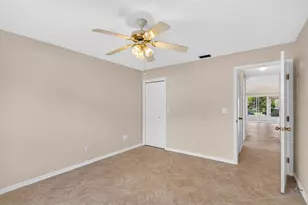 1704 Tremont Ct, Sun City Center, FL 33573 - Photo 22