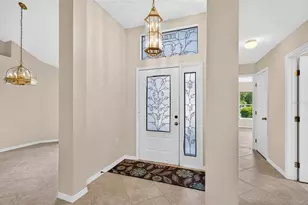 1704 Tremont Ct, Sun City Center, FL 33573 - Photo 10