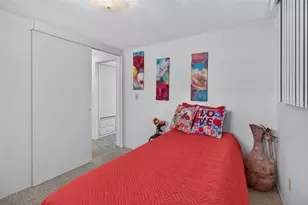 2000 E Bay Dr, Largo, FL 33771 - Photo 8