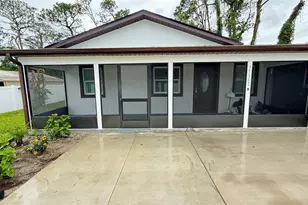 37542 Eiland Blvd, Zephyrhills, FL 33542 - Photo 2