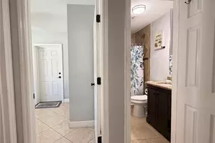 4925 Eldorado Dr, Tampa, FL 33615 - Photo 14