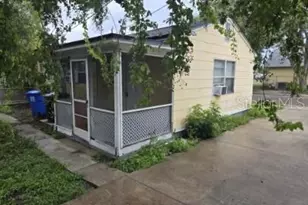 1139 40th St S, Saint Petersburg, FL 33711 - Photo 4