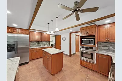 3055 Oak Creek Drive N, Clearwater, FL 33761 - Photo 14