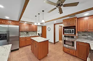 3055 Oak Creek Dr N, Clearwater, FL 33761 - Photo 14