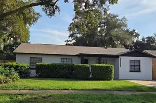 5044 Roanoke Dr, Holiday, FL 34690 - Photo 1