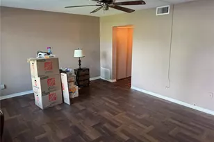 2020 World Pkwy Blvd, Clearwater, FL 33763 - Photo 8