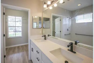 16244 Bridgewalk Drive, Lithia, FL 33547 - Photo 16