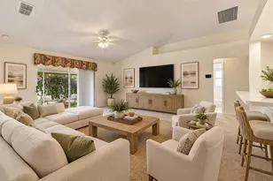 610 Lakemont Dr, Brandon, FL 33510 - Photo 4