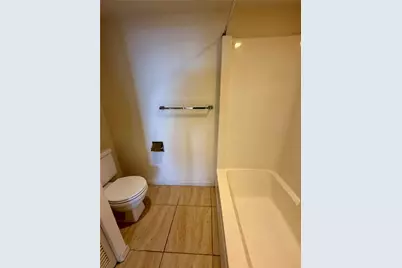 450 Treasure Island Cwy #302, Treasure Island, FL 33706 - Photo 6