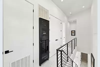 2423 2nd Avenue N, Saint Petersburg, FL 33713 - Photo 26
