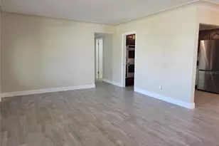 7880 2nd Ave S, Saint Petersburg, FL 33707 - Photo 6