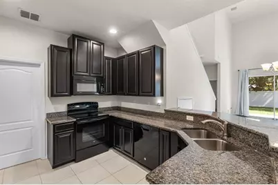3031 Old Fulton Place, Brandon, FL 33510 - Photo 6