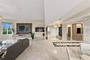 450 Knights Run Ave, Tampa, FL 33602 - Photo 10