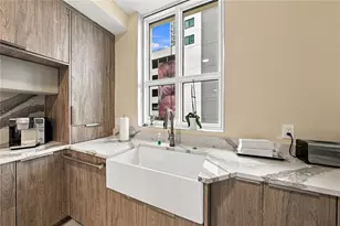 450 Knights Run Ave, Tampa, FL 33602 - Photo 30