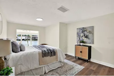 594 Boca Ciega Point Boulevard N, Saint Petersburg, FL 33708 - Photo 16