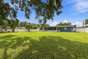 335 Country Club Dr, Oldsmar, FL 34677 - Photo 44
