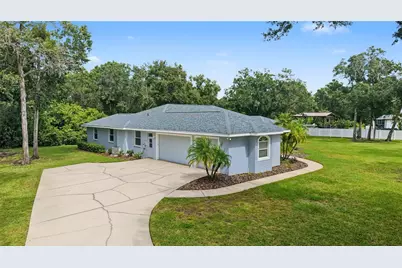915 Lake Thomas Lane, Lutz, FL 33548 - Photo 56