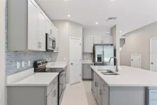 6425 Fairmont Ln, Palmetto, FL 34221 - Photo 20
