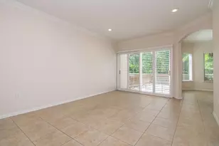 1177 Shipwatch Cir, Tampa, FL 33602 - Photo 6