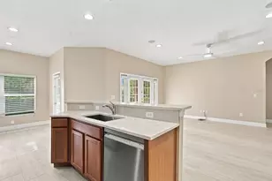3132 Sago Point Ct, Land O Lakes, FL 34639 - Photo 8