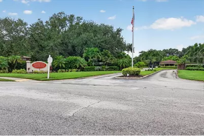 1800 Mariner Drive #4, Tarpon Springs, FL 34689 - Photo 4