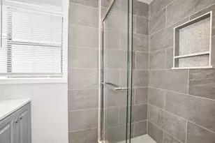 374 3rd St NW, Largo, FL 33770 - Photo 12