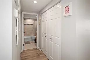 6495 Shoreline Dr, Saint Petersburg, FL 33708 - Photo 16