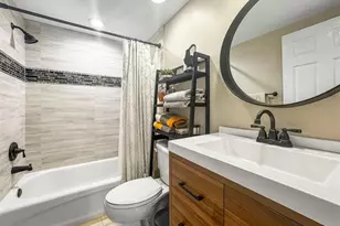6495 Shoreline Dr, Saint Petersburg, FL 33708 - Photo 42