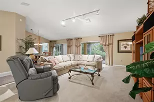 10628 Collar Dr, San Antonio, FL 33576 - Photo 12