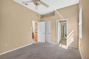 725 Citrus Wood Ln, Valrico, FL 33594 - Photo 40