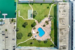 6201 2nd St E, Saint Pete Beach, FL 33706 - Photo 28