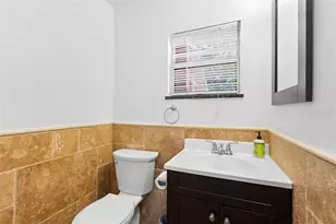 2306 53rd St S, Gulfport, FL 33707 - Photo 22
