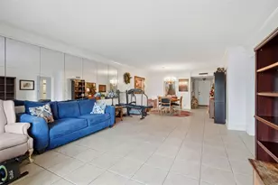 131 Bluff View Dr, Belleair Bluffs, FL 33770 - Photo 14