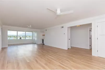 7160 S S, Shore Dr Drive, South Pasadena, FL 33707 - Photo 8