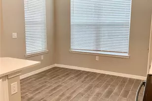 33879 Astoria Cir, Wesley Chapel, FL 33545 - Photo 12
